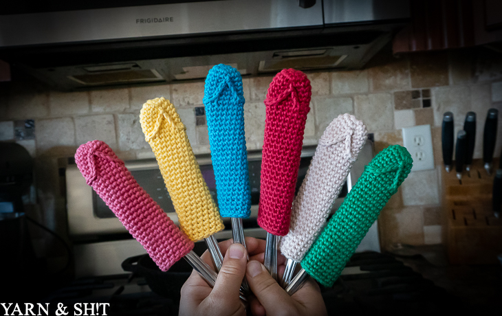 FREE Cast Iron Handle Cover: Crochet pattern